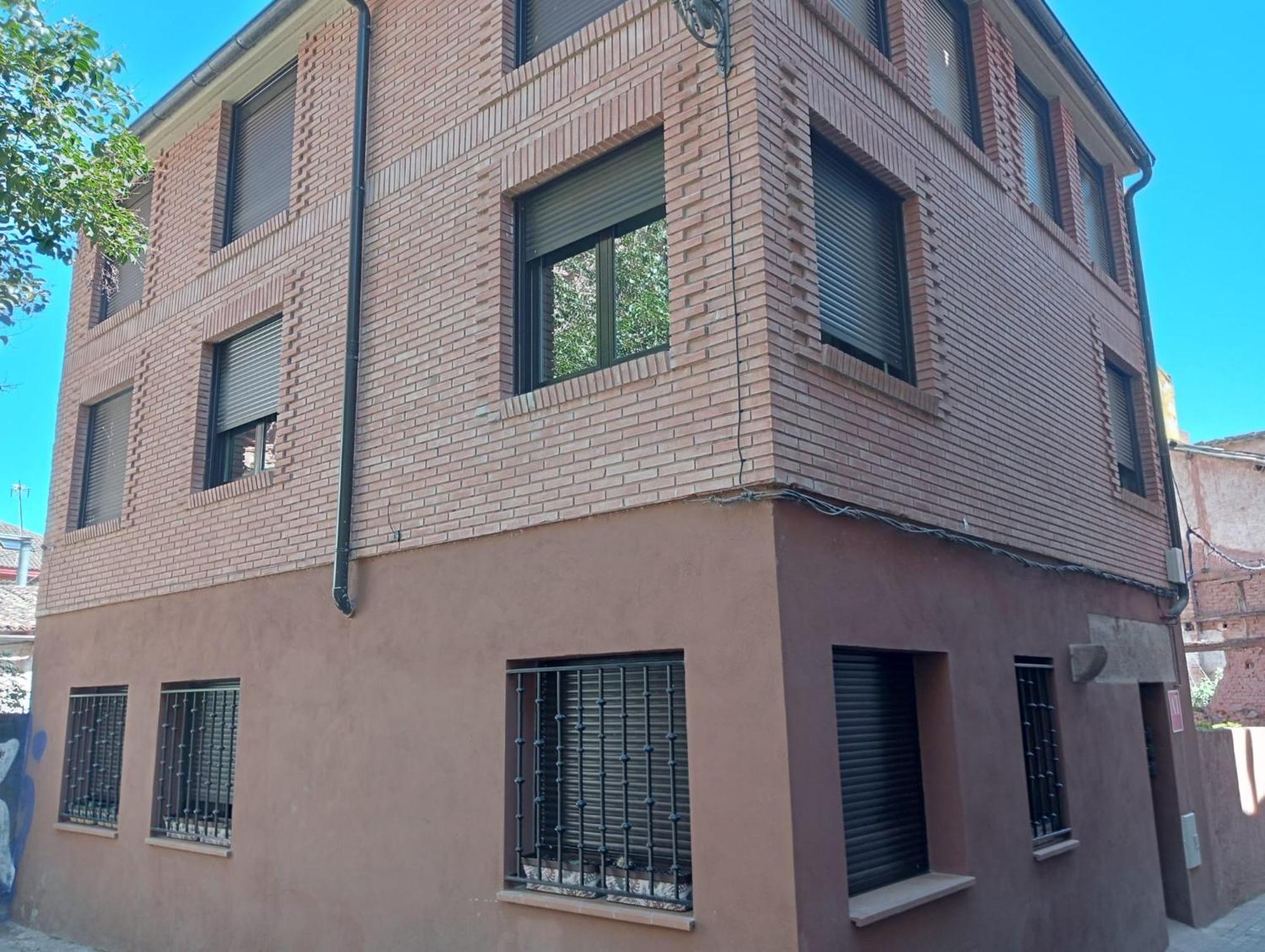 Apartamentos La Piedra En Pleno Centro Historico Con Dos Dormitorios Y Dos Banos Nájera Eksteriør bilde